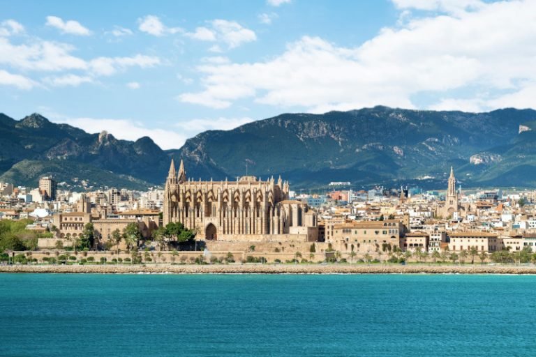 RCI_SY_Europe_April2018_MeghanMaloney_DrachCaves&Palma_DSC00801_RET